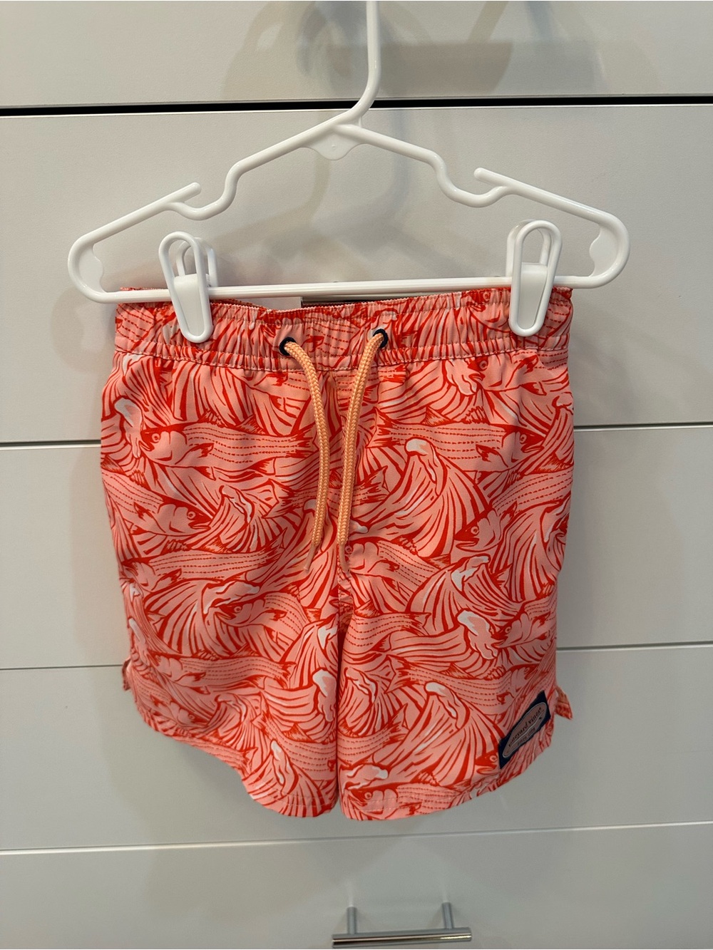 Vineyard Vines Boys Coral Wave-Print Swim Shorts Size 6